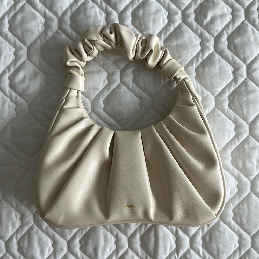 JW PEI Shoulder Bag